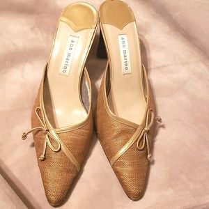 ANN MARINO GOLD MESH METALLIC MULES SZ 7.5M